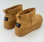 Ugs saapad
