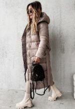 Naiste Kaunis Beež Mantel