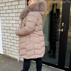 Naiste Kaunis Beez Karvaga Mantel