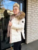 Naiste Valge Jope Naturaalkarvaga