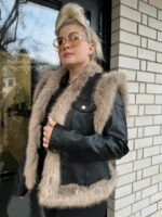 Naiste ilus karvane must vest