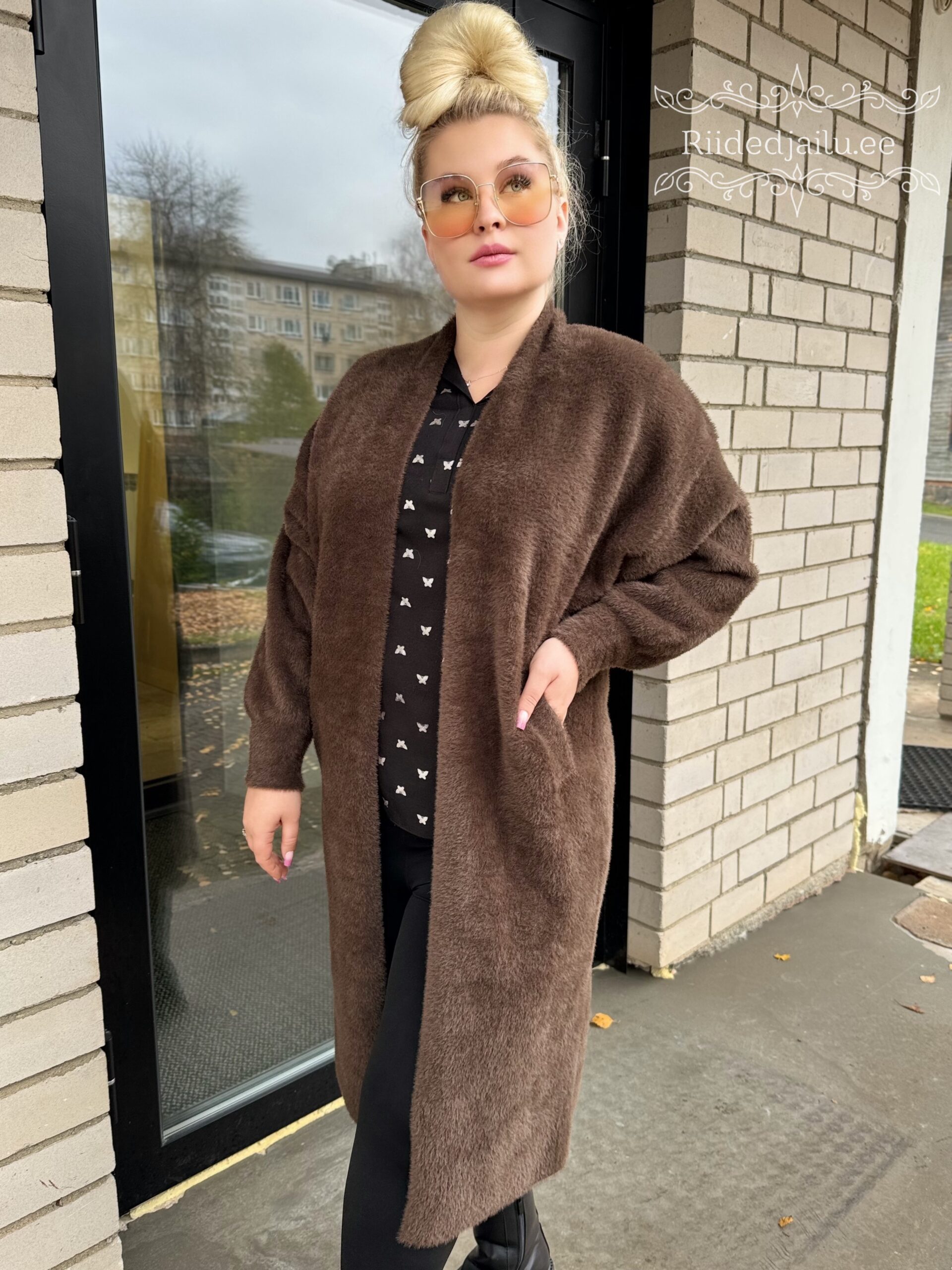 Šokolaad alpaka pikk mantel