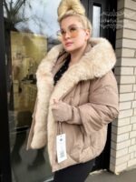 Naiste kunstnahast voodriga kaunis tagi