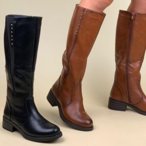 Mustad naiste pika säärega saapad