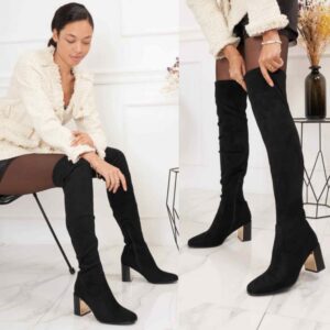 Mustad naiste pika säärega saapad