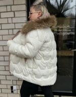 Naiste Valge Jope Naturaalkarvaga