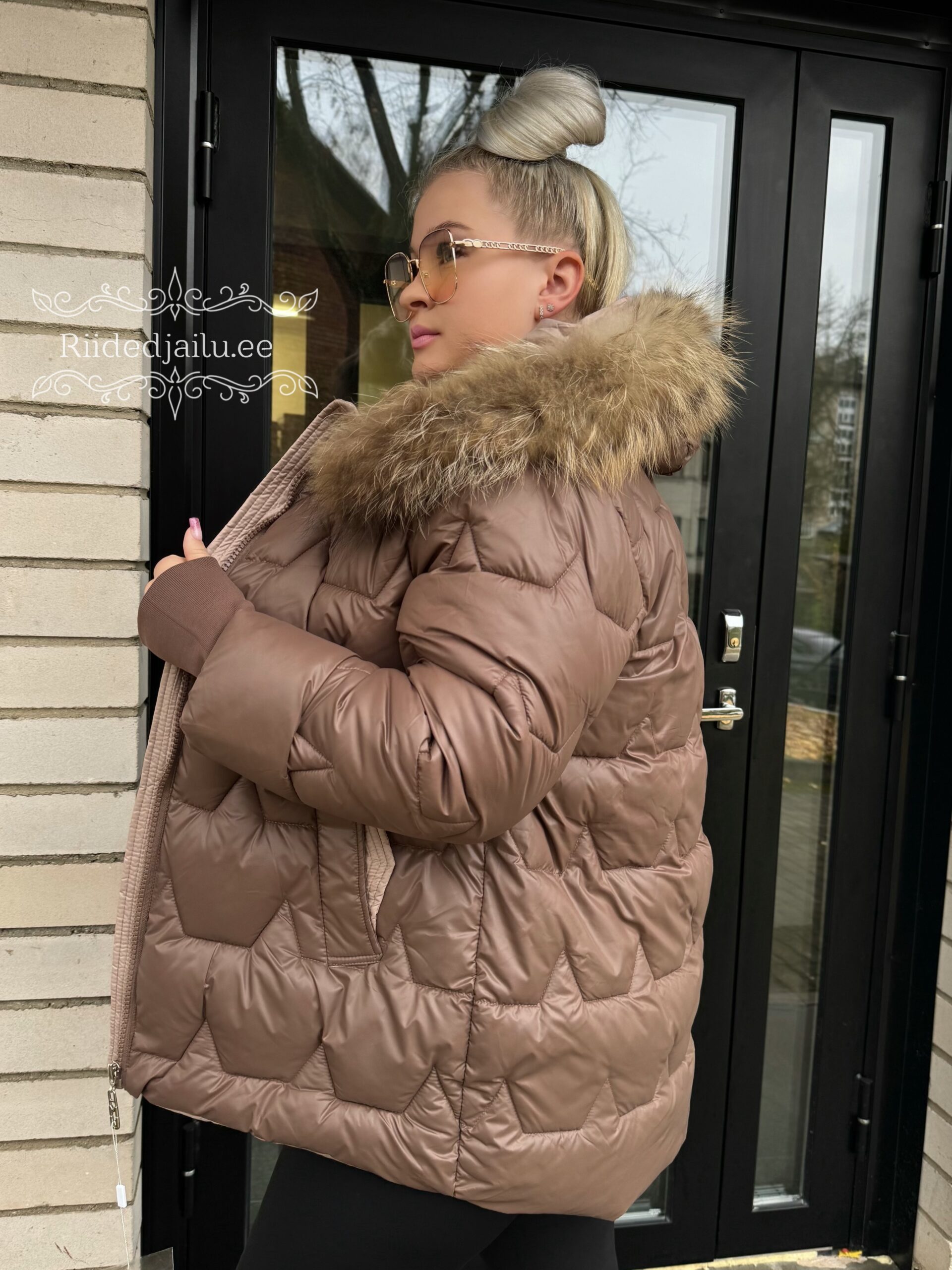 Naiste Šokolaad Jope Naturaalkarvaga