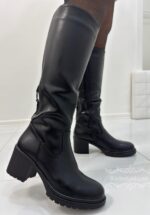 Mustad naiste pika säärega saapad