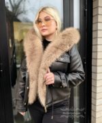 Naiste kunstnahast voodriga kaunis tagi