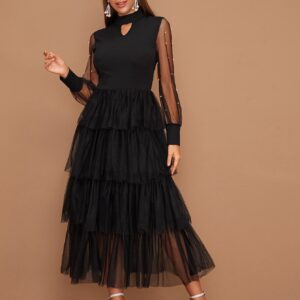 Must tüllseelikuga pidulik midi-klei