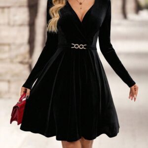 Elegantne must A-lõikeline kleit