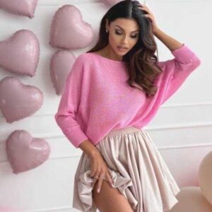 Pehme viisakas lipsuga kampsun