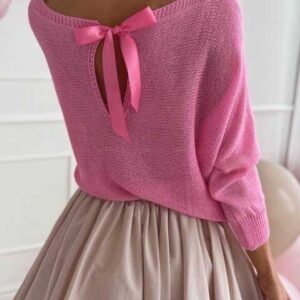 Pehme viisakas lipsuga kampsun